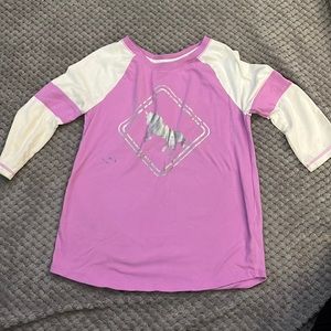 Cat and Jack 3/4 Sleeve Shirt Size 7/8 small mark on shirt